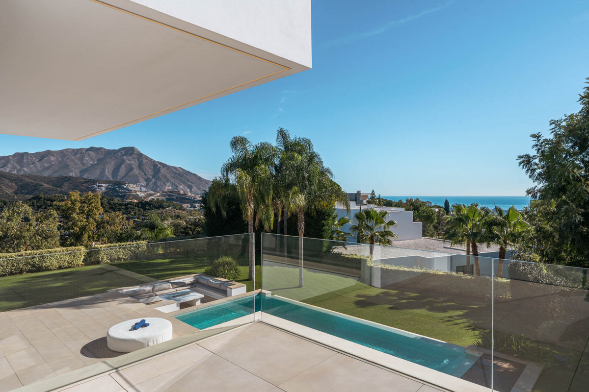 Vrijstaande Villa in El Madroñal-19