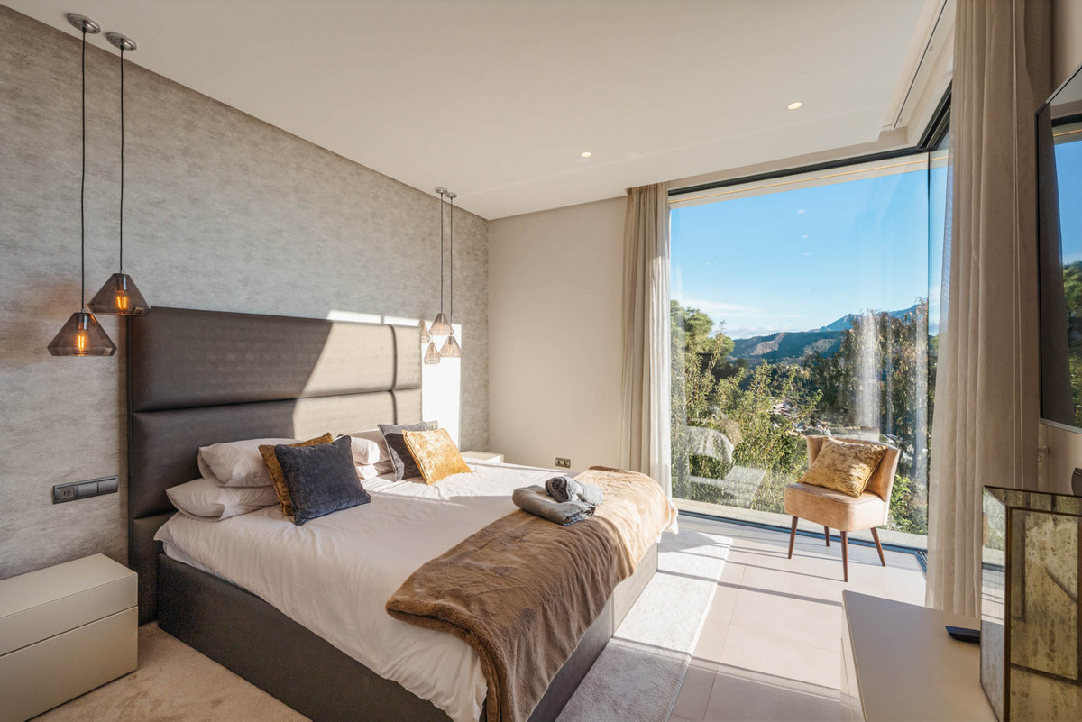 Vrijstaande Villa in El Madroñal-25