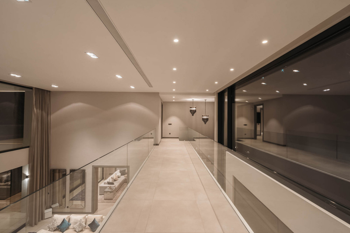 Vrijstaande Villa in El Madroñal-47