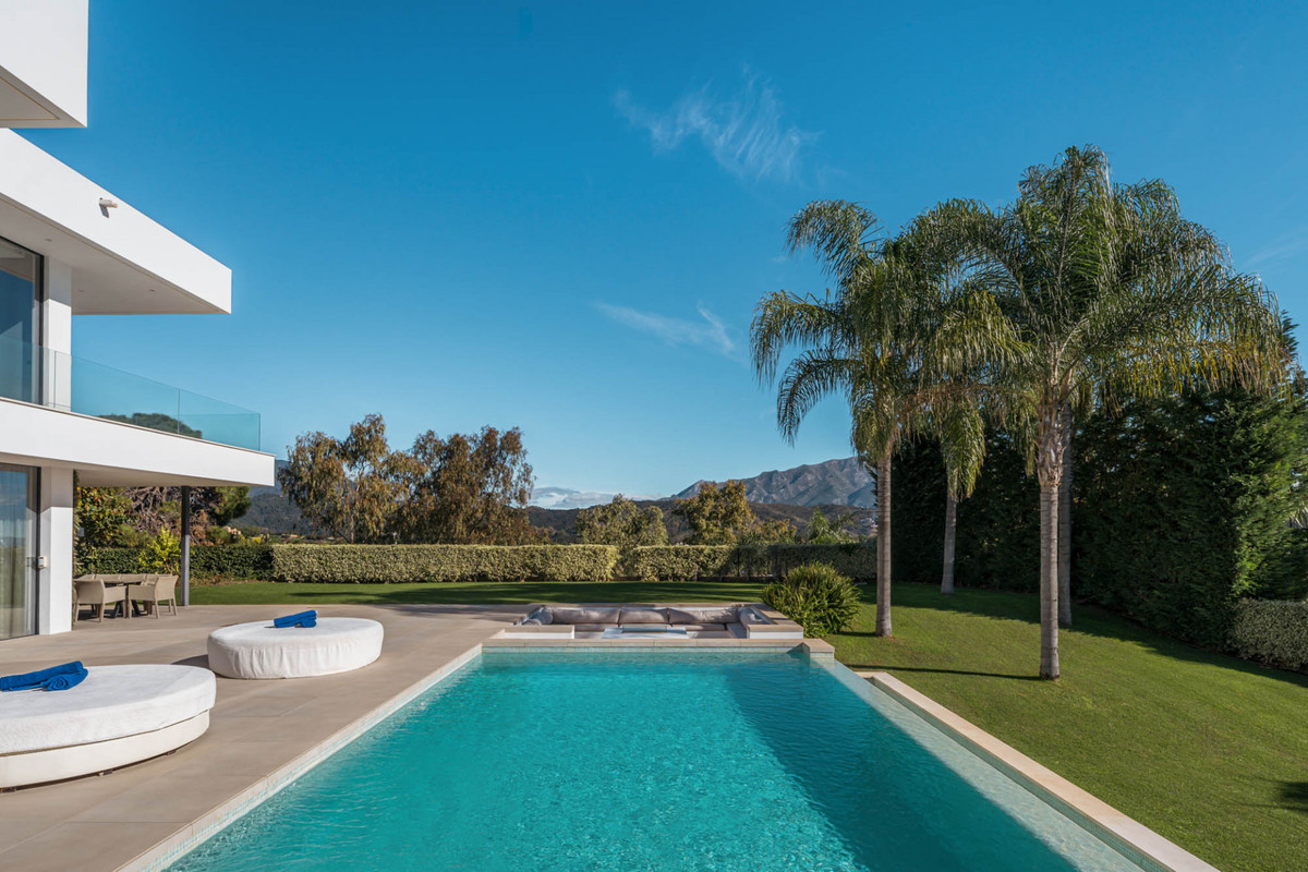 Vrijstaande Villa in El Madroñal-8
