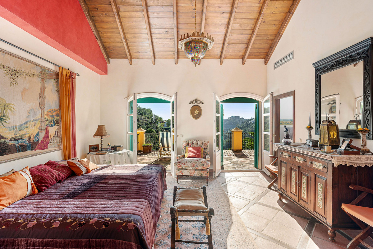 Vrijstaande Villa in El Madroñal-12