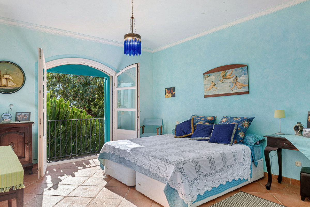 Vrijstaande Villa in El Madroñal-19