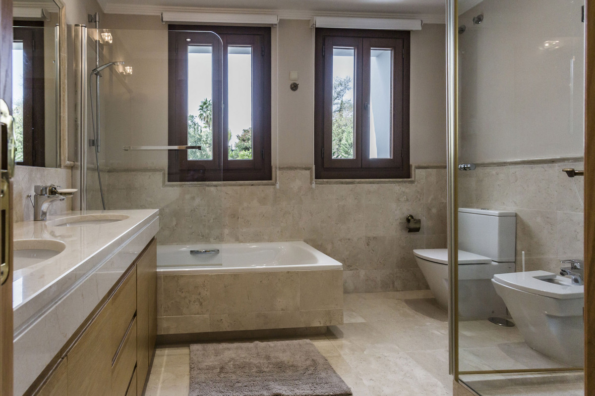 Vrijstaande Villa in El Madroñal-28