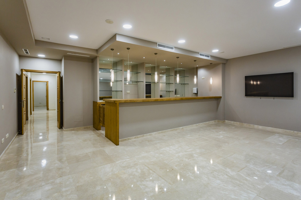 Vrijstaande Villa in El Madroñal-37
