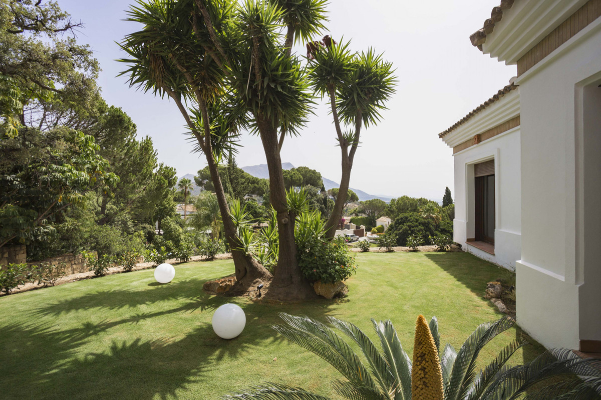 Vrijstaande Villa in El Madroñal-40