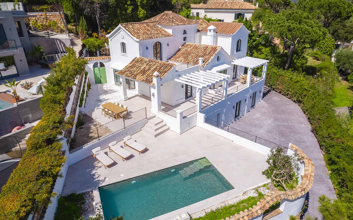 Detached Villa for sale in El Madroñal | 5 bedrooms H5066644