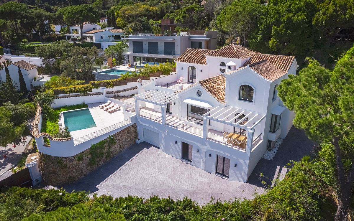 Detached Villa for sale in El Madroñal | 5 bedrooms H5066644