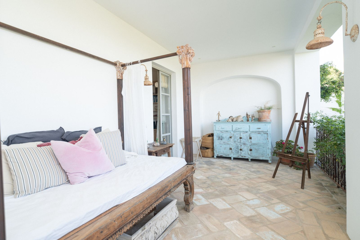 Huis te koop in El Madroñal | 7 slaapkamers H5069785