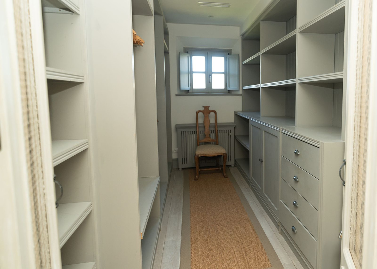 Huis te koop in El Madroñal | 7 slaapkamers H5069785