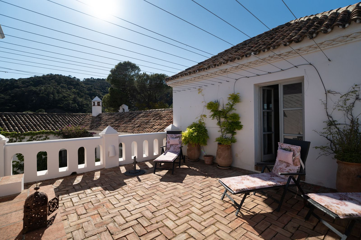 Huis te koop in El Madroñal | 7 slaapkamers H5069785