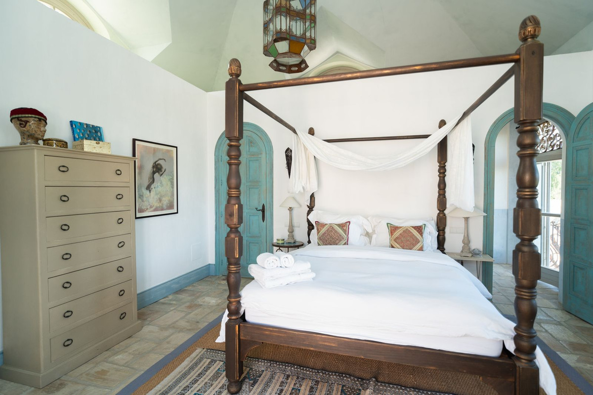Huis te koop in El Madroñal | 7 slaapkamers H5069785