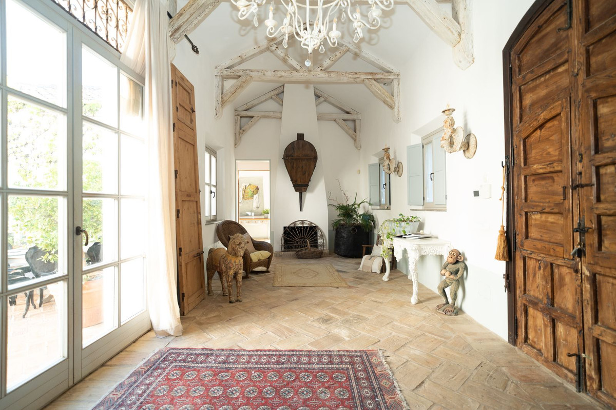 Huis te koop in El Madroñal | 7 slaapkamers H5069785