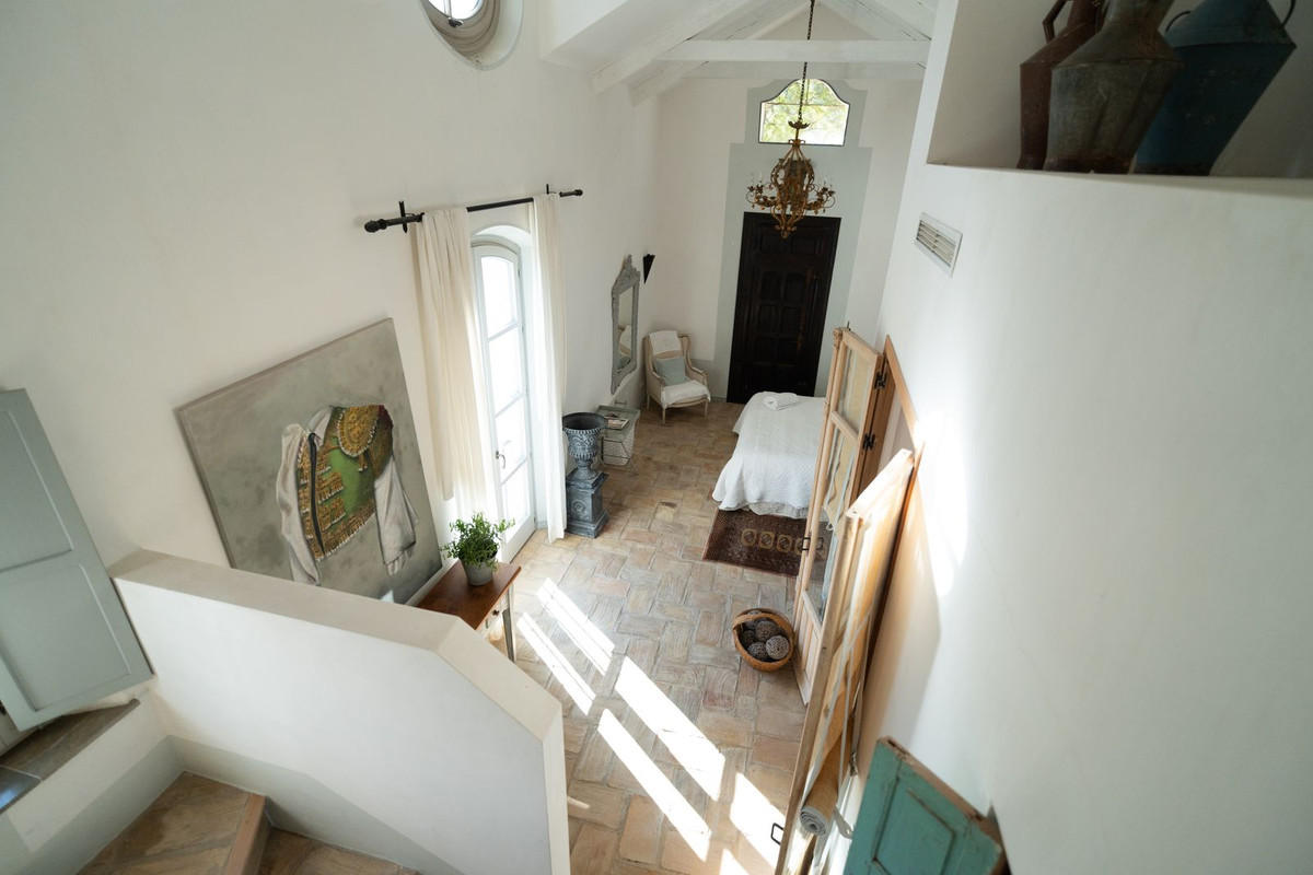 Huis te koop in El Madroñal | 7 slaapkamers H5069785