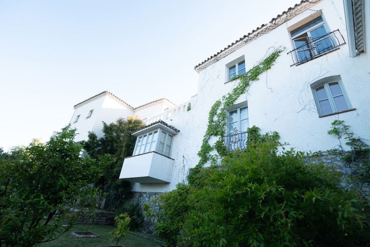 Huis te koop in El Madroñal | 7 slaapkamers H5069785