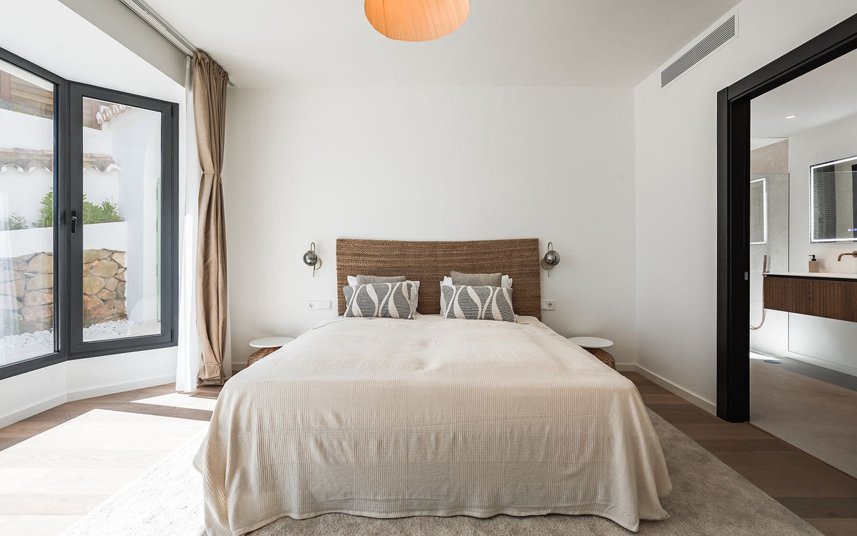 Huis te koop in El Madroñal | 5 slaapkamers H5140945