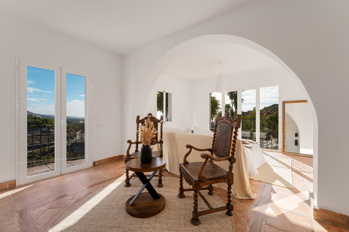 Huis te koop in El Madroñal | 6 slaapkamers H5225707