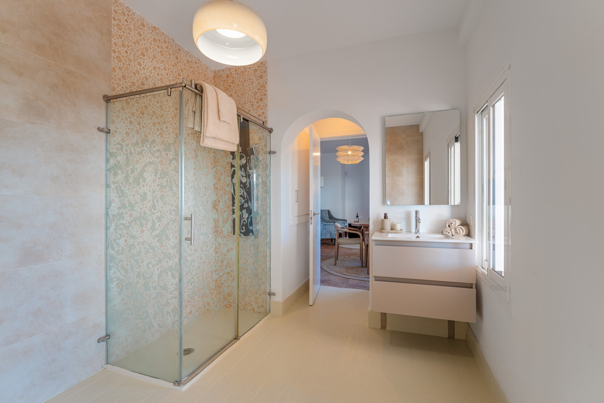 Huis te koop in El Madroñal | 6 slaapkamers H5225707