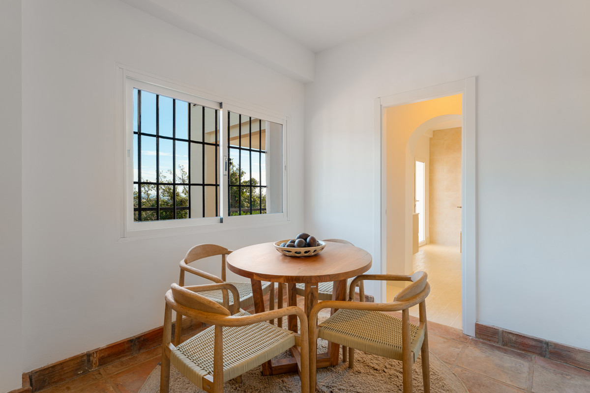 Huis te koop in El Madroñal | 6 slaapkamers H5225707