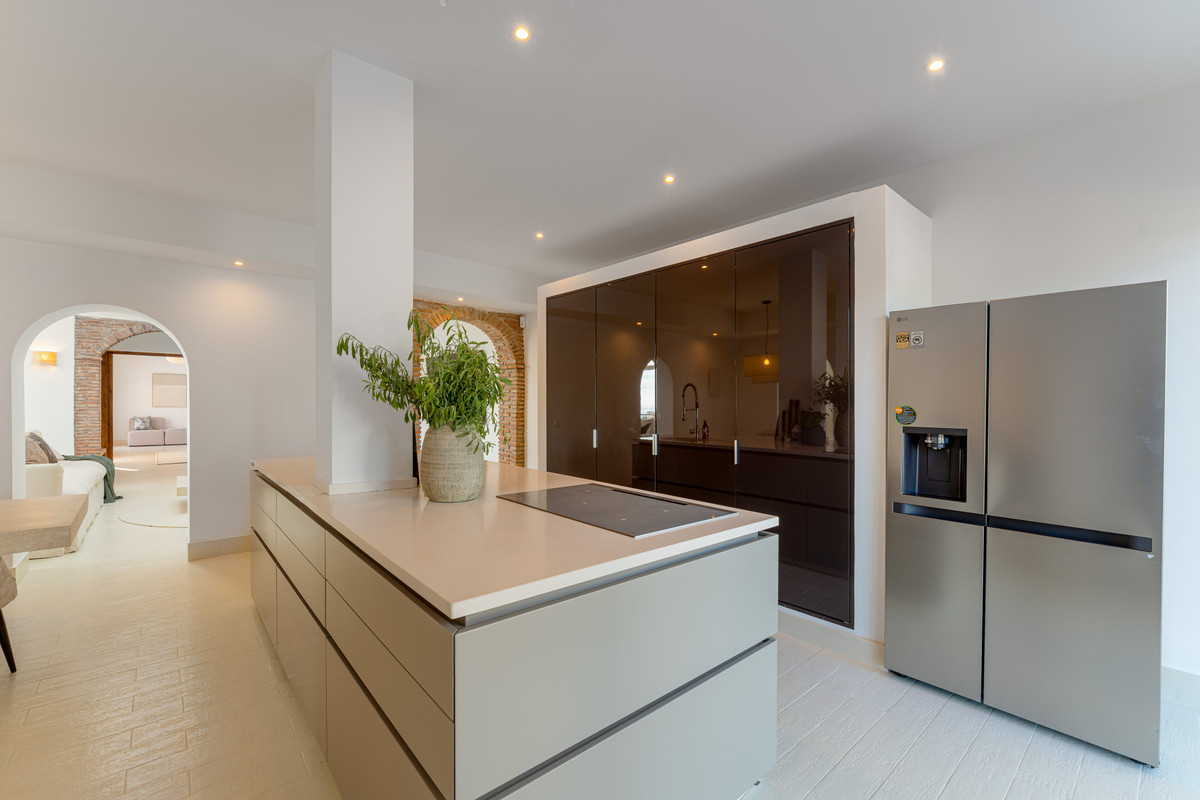 Huis te koop in El Madroñal | 6 slaapkamers H5225707