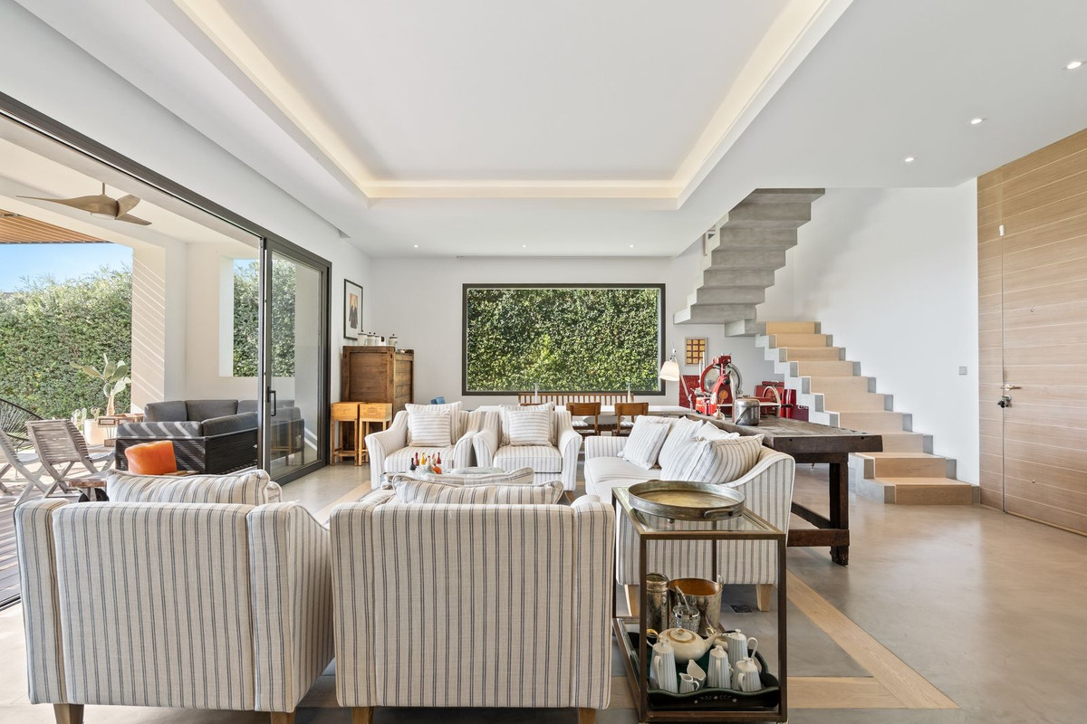 Huis te koop in El Madroñal | 6 slaapkamers H5252197