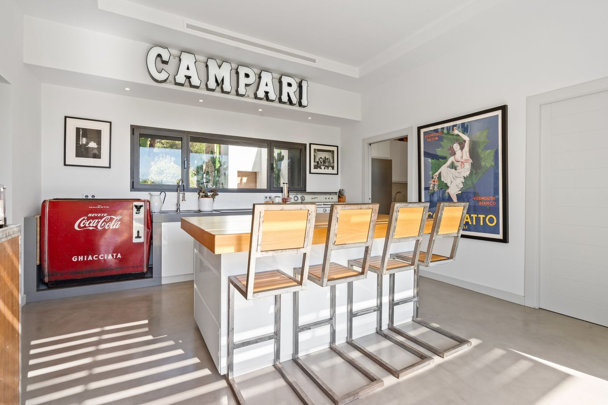 Huis te koop in El Madroñal | 6 slaapkamers H5252197