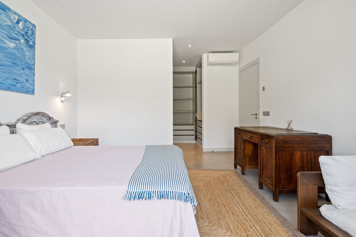 Huis te koop in El Madroñal | 6 slaapkamers H5252197