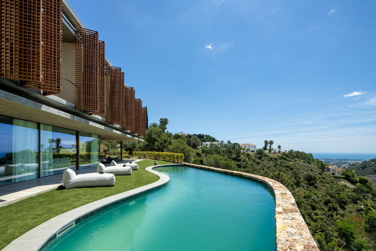 Huis te koop in El Madroñal | 7 slaapkamers H5362864