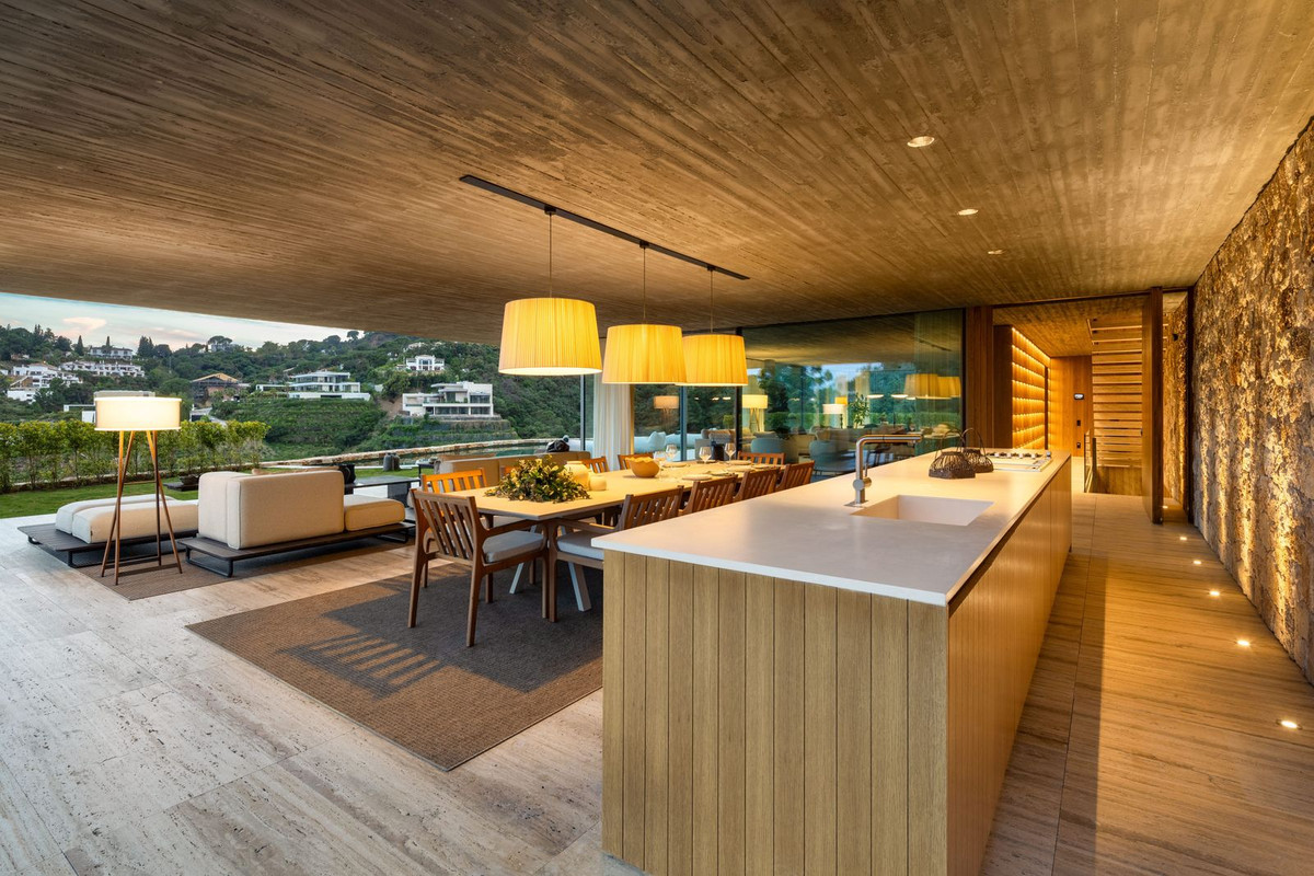 Huis te koop in El Madroñal | 7 slaapkamers H5362864