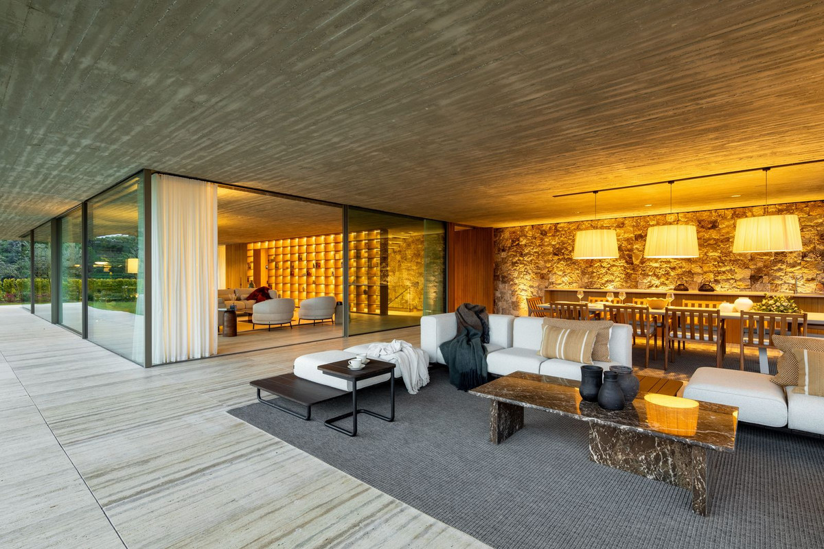 Huis te koop in El Madroñal | 7 slaapkamers H5362864