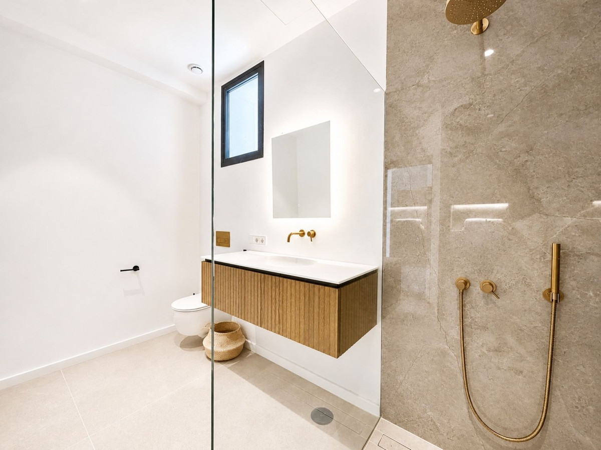 Huis te koop in El Madroñal | 5 slaapkamers H5371204