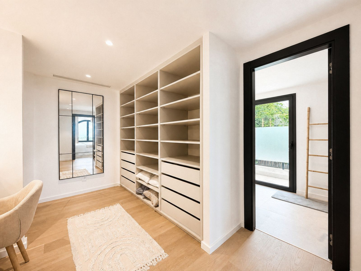 Huis te koop in El Madroñal | 5 slaapkamers H5371204