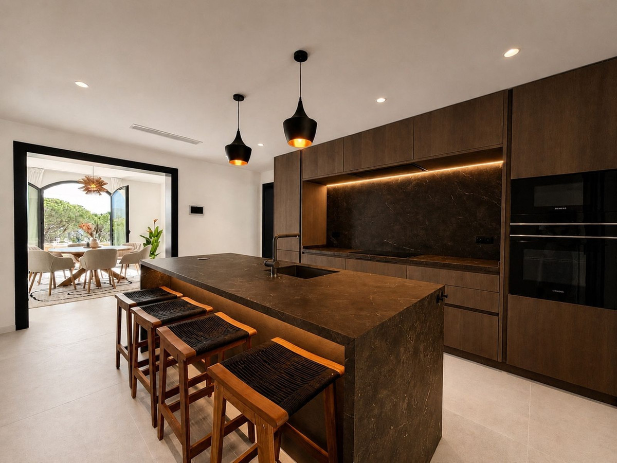 Huis te koop in El Madroñal | 5 slaapkamers H5371204