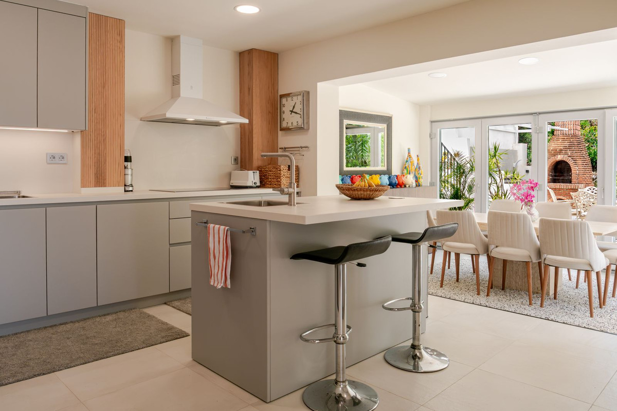 Huis te koop in El Madroñal | 5 slaapkamers H5434768
