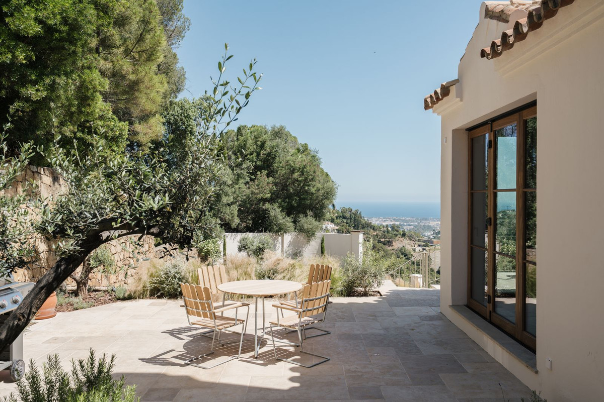 Huis te koop in El Madroñal | 4 slaapkamers H5439580