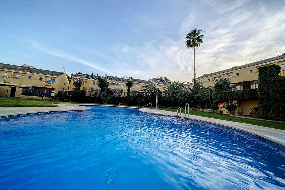 Townhouse for sale in El Padron | 3 bedrooms H4917583