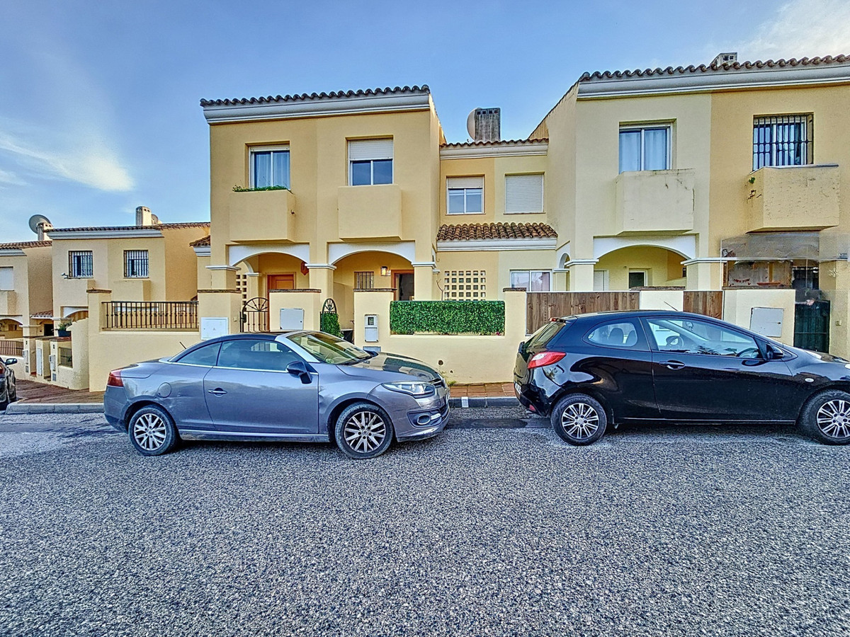 Townhouse for sale in El Padron | 3 bedrooms H4917583