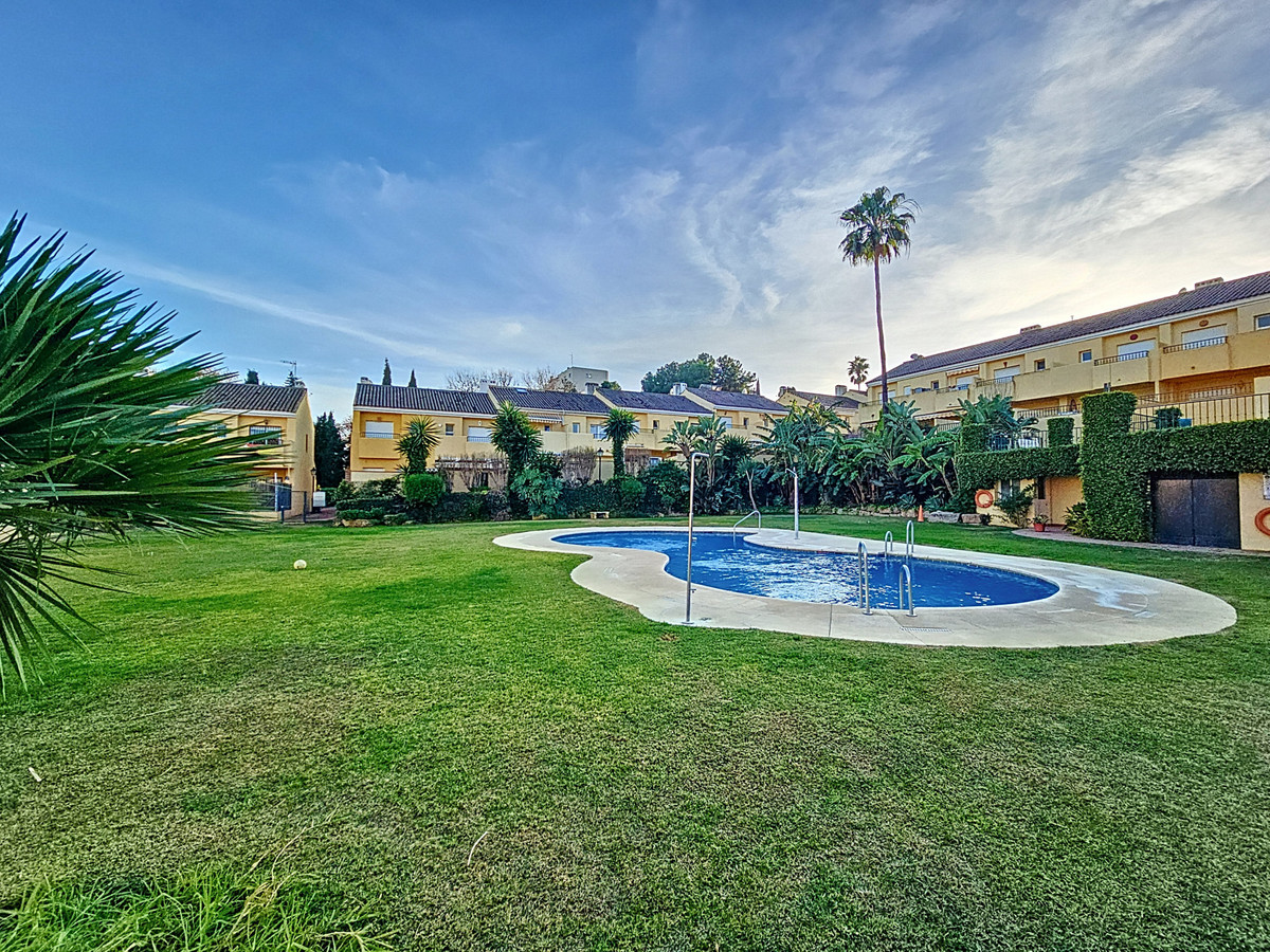 Townhouse for sale in El Padron | 3 bedrooms H4917583