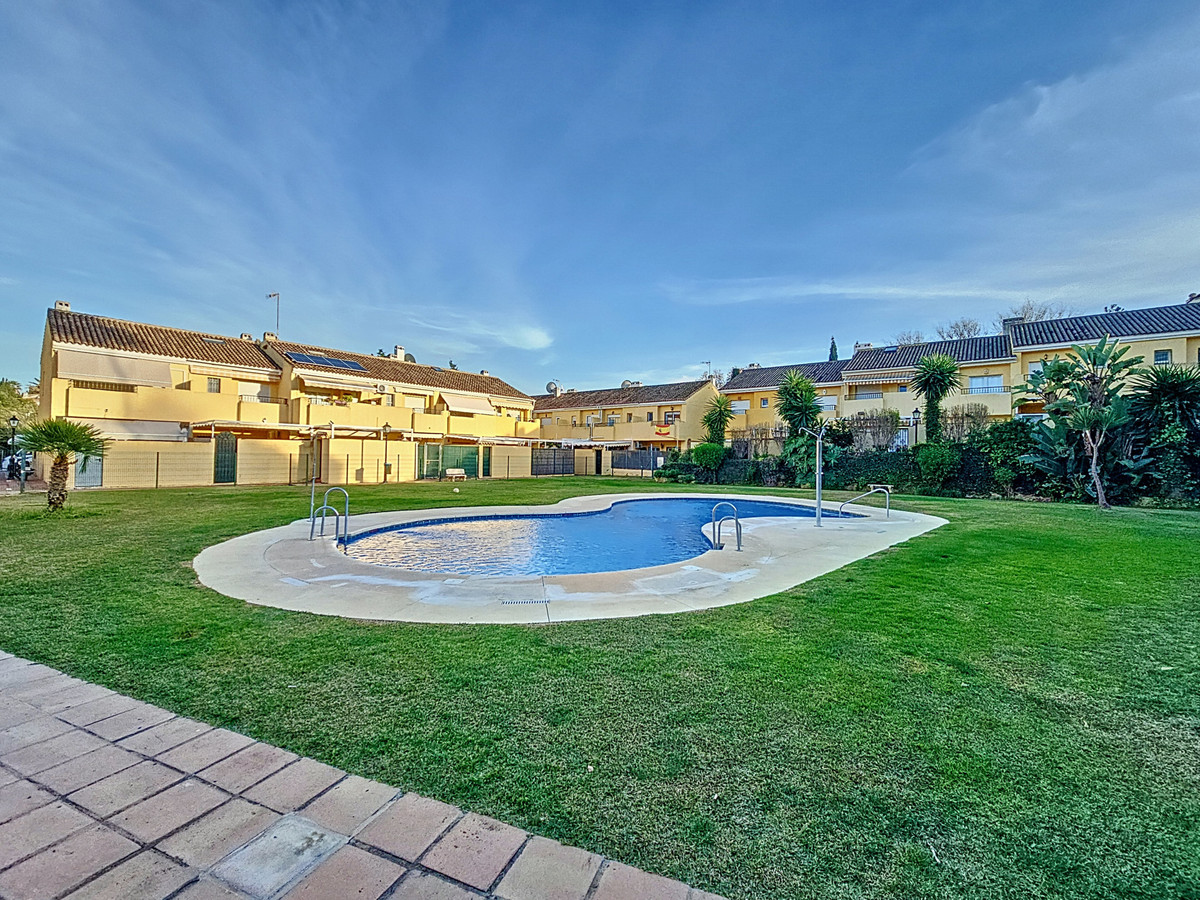 Townhouse for sale in El Padron | 3 bedrooms H4917583
