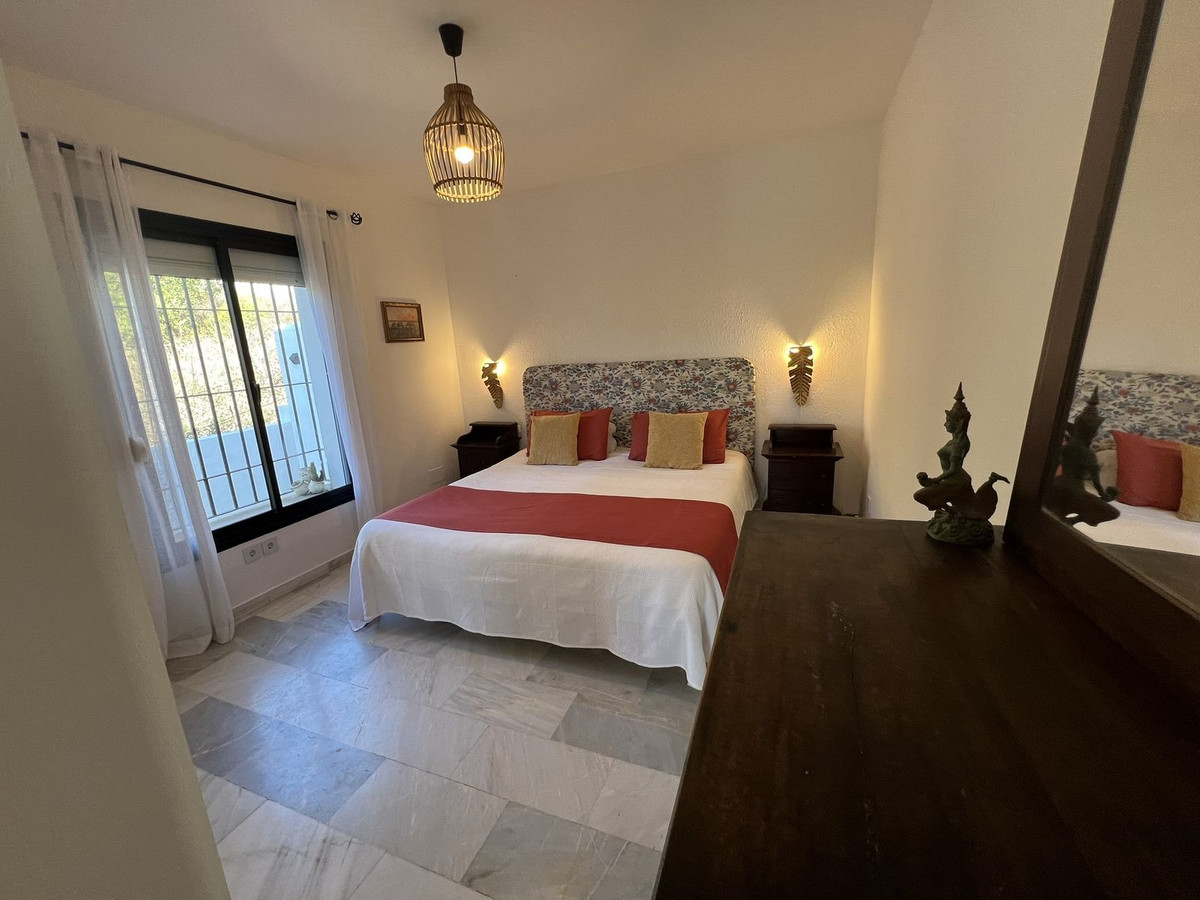 Huis te koop in El Padron | 4 slaapkamers H5229712