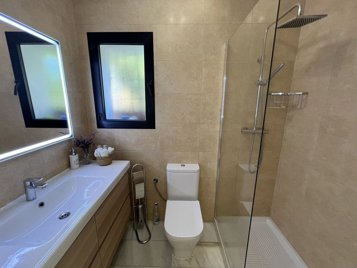 Huis te koop in El Padron | 4 slaapkamers H5229712