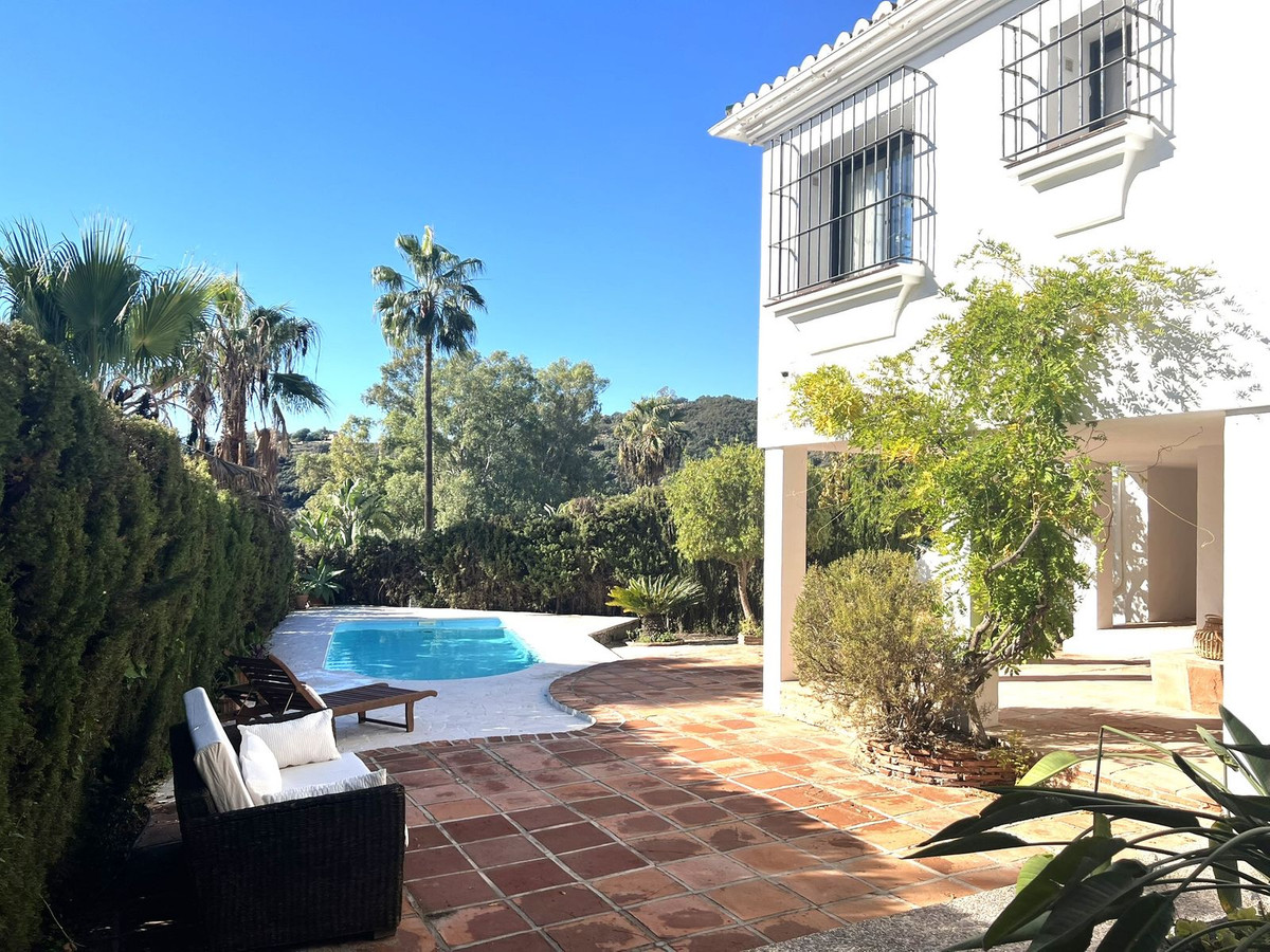 Huis te koop in El Padron | 4 slaapkamers H5229712