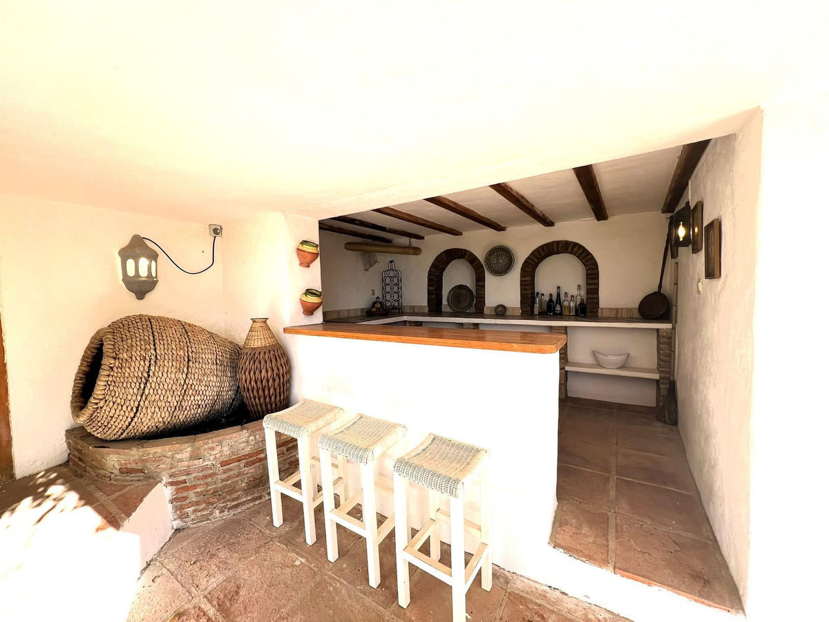 Huis te koop in El Padron | 4 slaapkamers H5229712