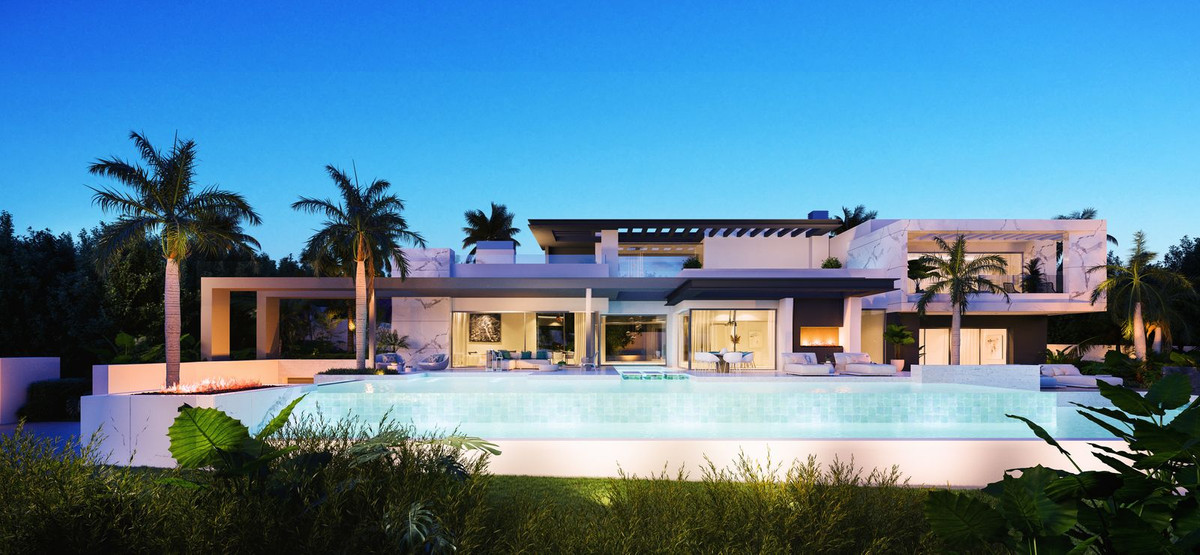 Vrijstaande Villa in El Paraiso-1