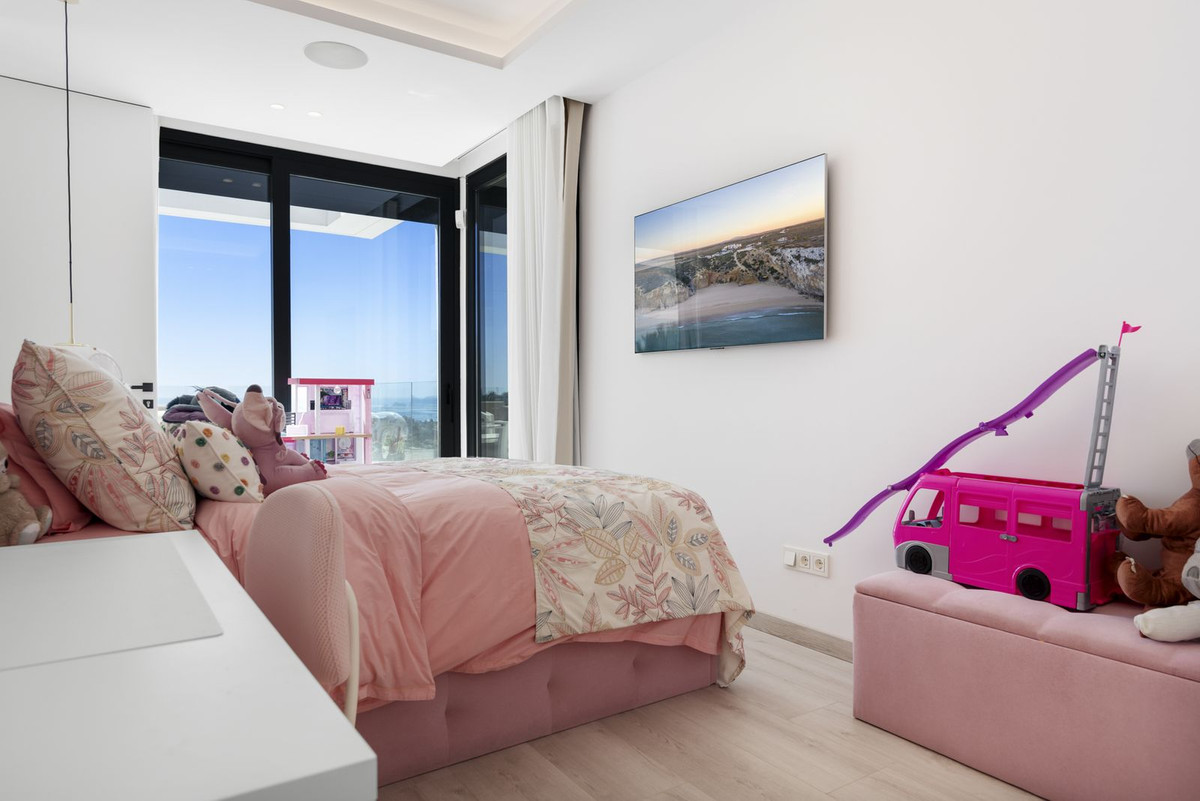 Property main view 44