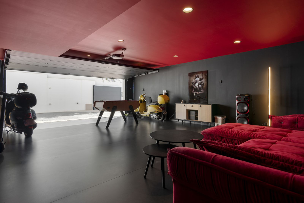 Property main view 79