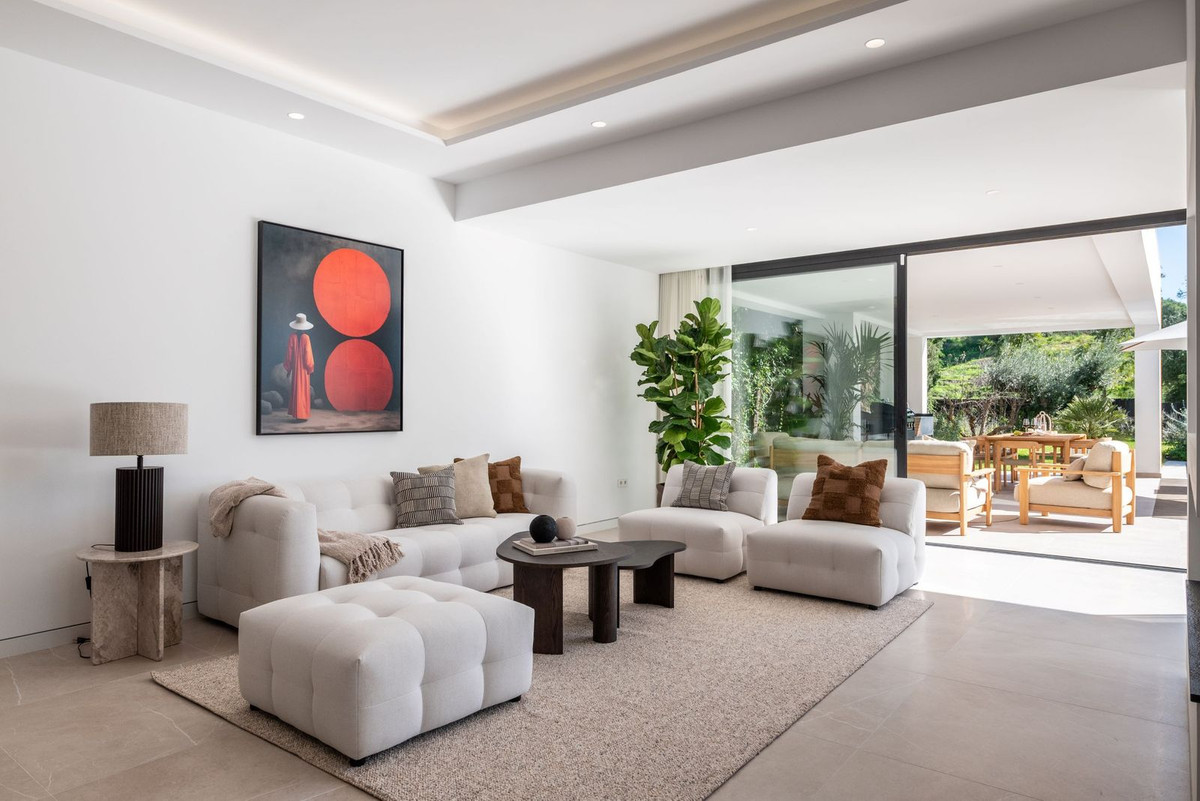 Huis te koop in El Paraiso | 4 slaapkamers H4965097