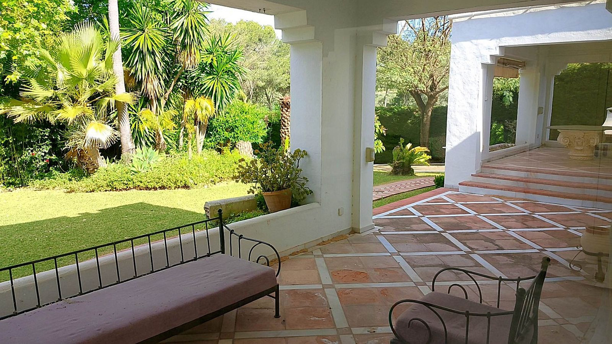 Huis te koop in El Paraiso | 4 slaapkamers H5017612