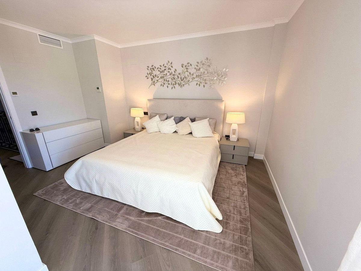 Huis te koop in El Paraiso | 3 slaapkamers H5040358