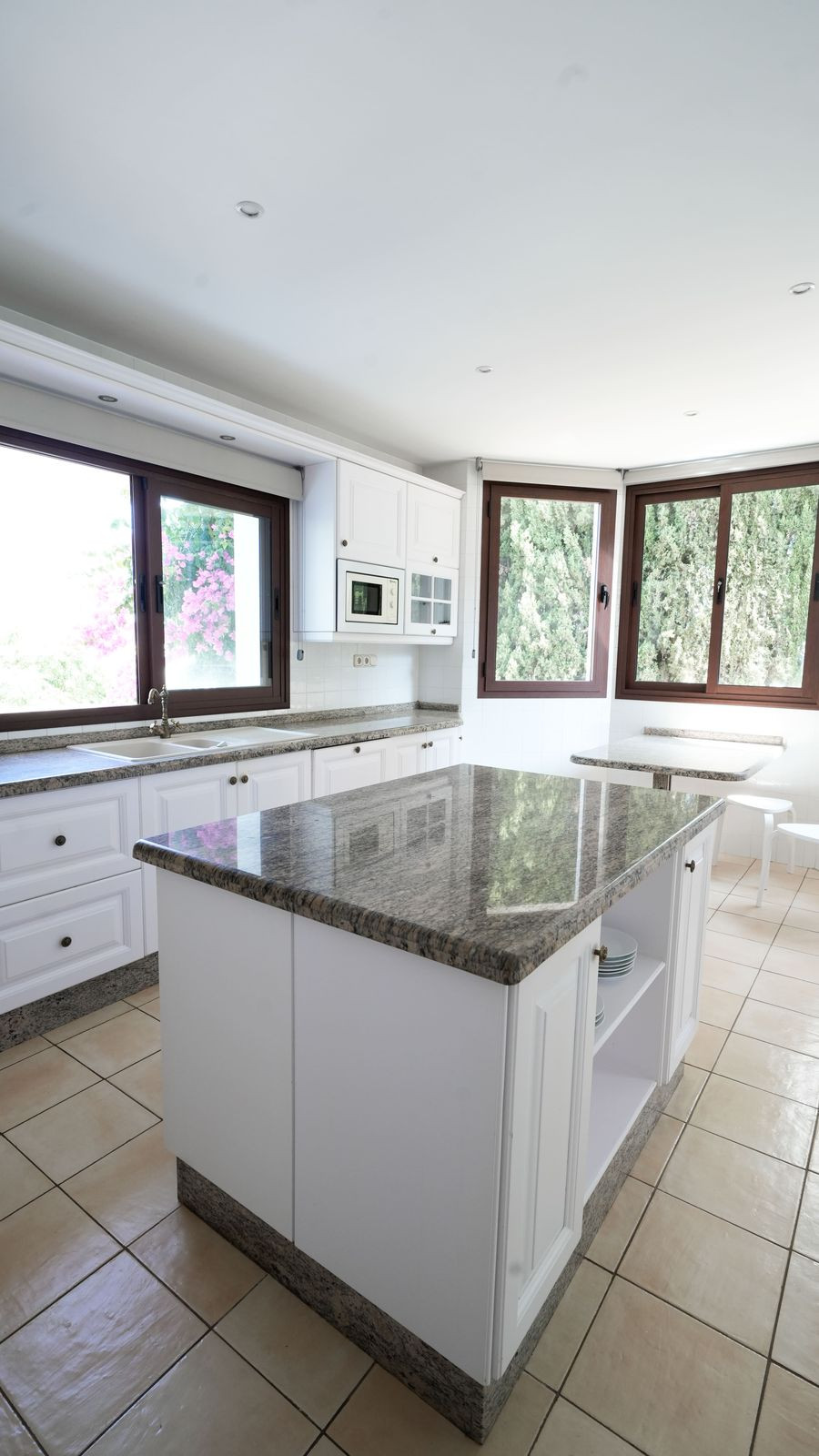 Huis te koop in El Paraiso | 3 slaapkamers H5074183