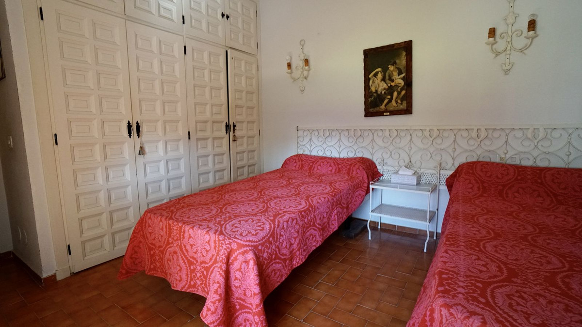 Huis te koop in El Paraiso | 3 slaapkamers H5083873